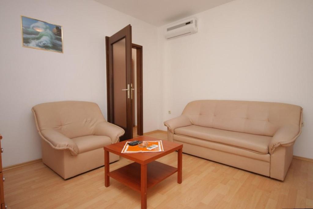 Fotografia z galérie ubytovania Apartments with a parking space Mali Losinj (Losinj) - 3042 v Mali Lošinj