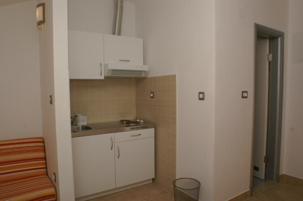 Fotografia z galérie ubytovania Apartments by the sea Zaostrog, Makarska - 2816 v Zaostrogu