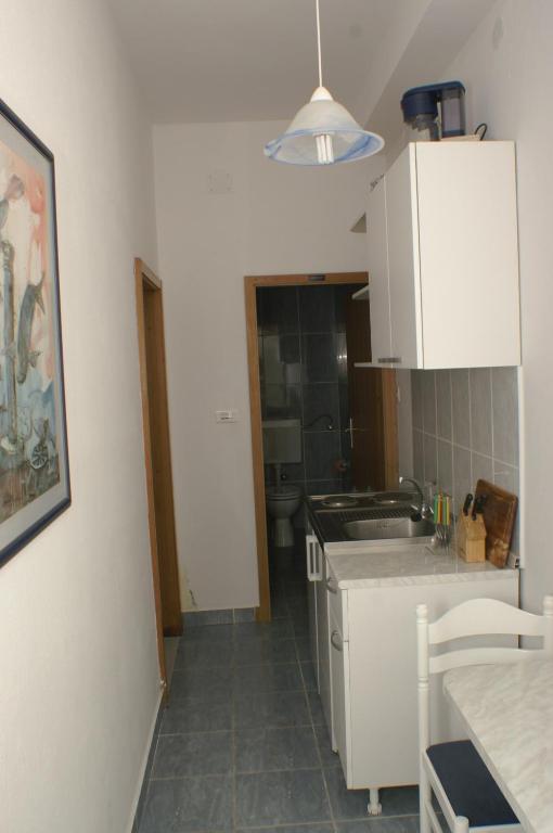 Fotografia z galérie ubytovania Apartments with a parking space Duce, Omis - 2801 v Omise