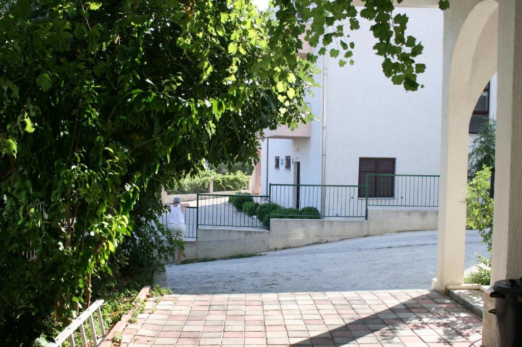 Fotografia z galérie ubytovania Apartments with a parking space Duce, Omis - 2801 v Omise