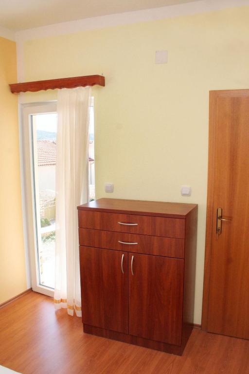 Fotografia z galérie ubytovania Apartment Rogoznica 3097a v Rogoznici