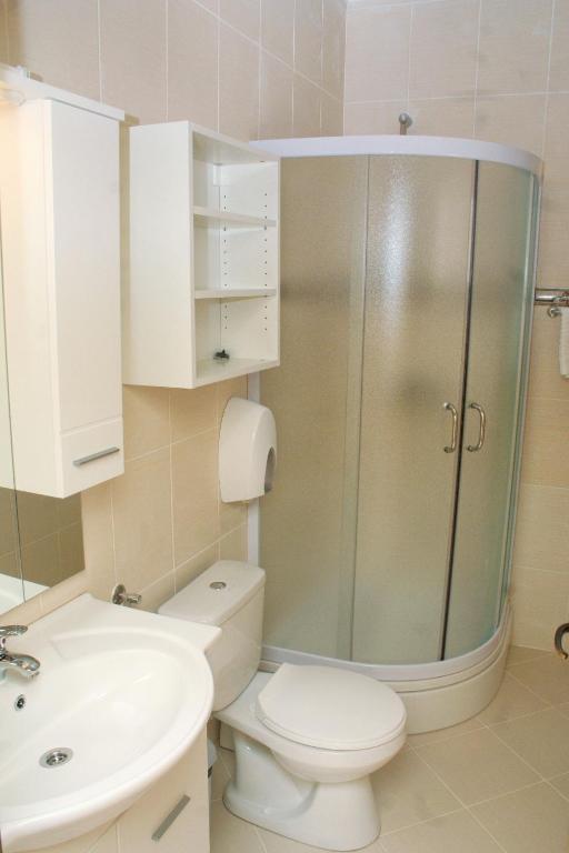 Kúpeľňa v ubytovaní Apartment Rogoznica 3097a