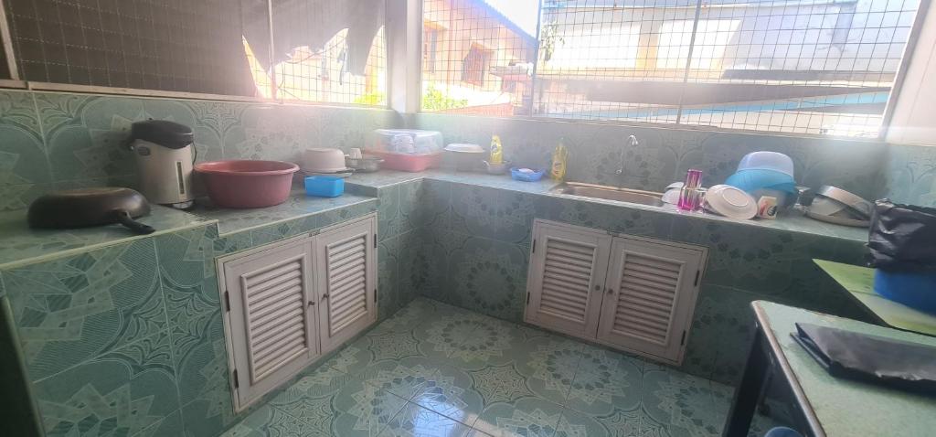 Kuchyň nebo kuchyňský kout v ubytování บ้านซอย5