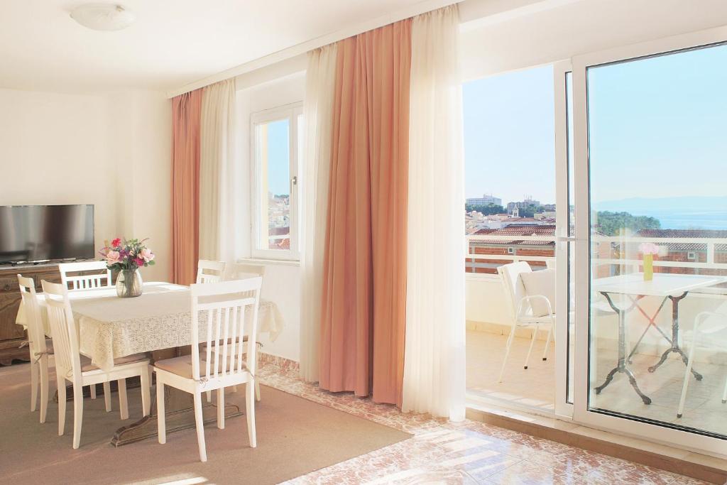 Fotografia z galérie ubytovania Apartment Baska Voda 4759a v destinácii Baška Voda