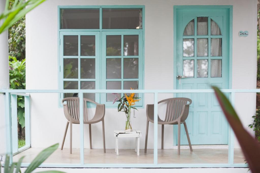 Indie Beach Bungalows - 11