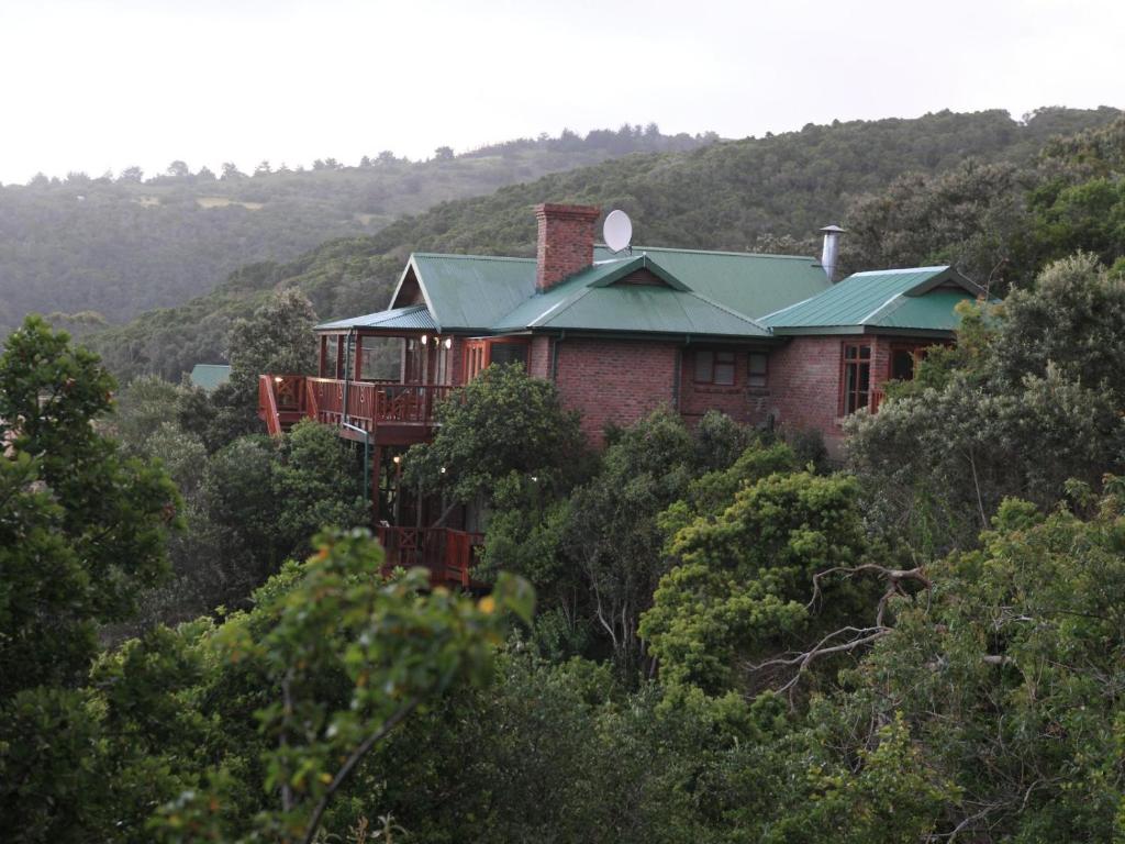 Luxury Studio - 180 Degree Ocean Views - No Loadshedding - Image 19