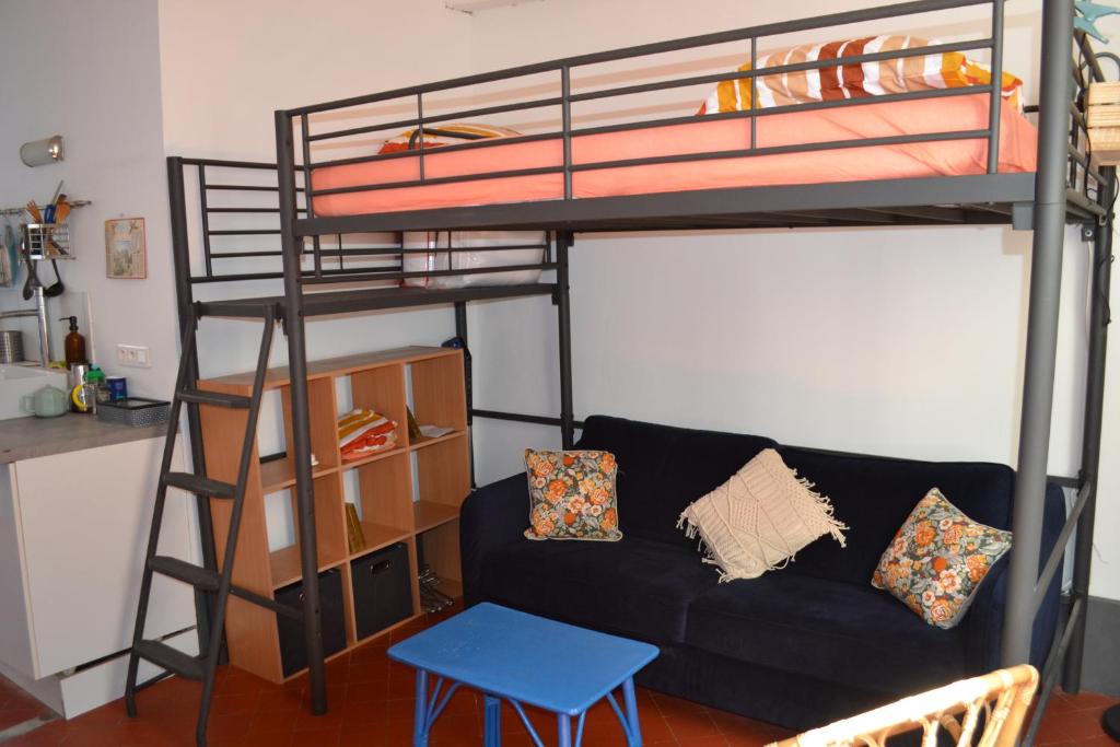 Posteľ alebo postele v izbe v ubytovaní Studio Terrasse Clémentine