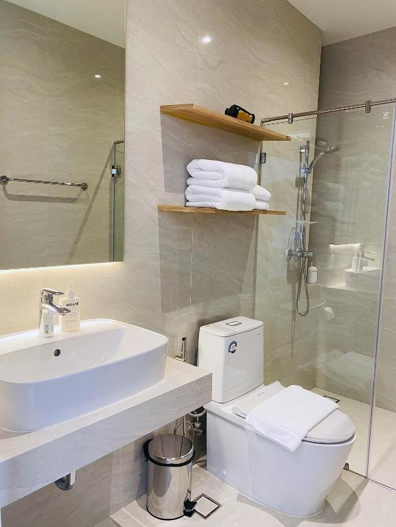 Koupelna v ubytování Centara Life Wisma Hotel Ratchaburi