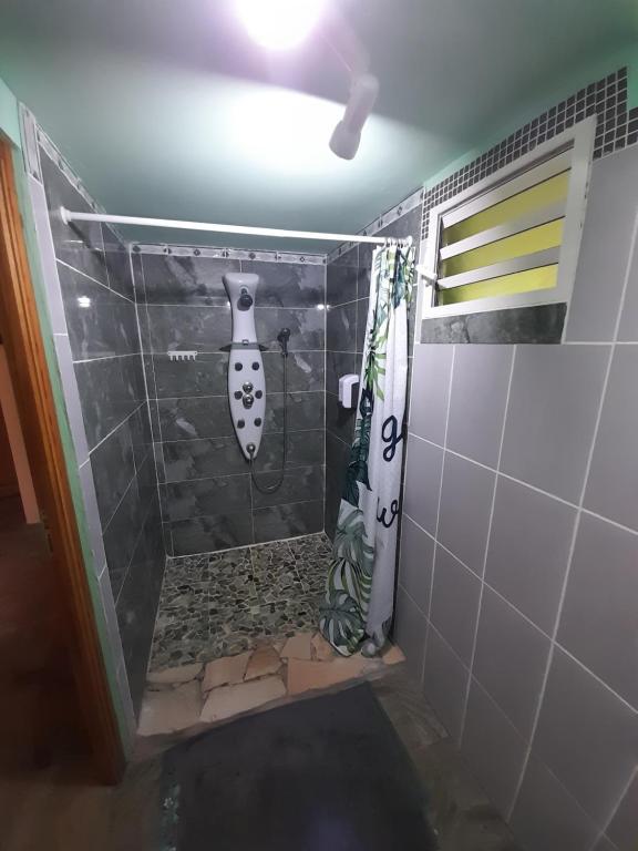 Koupelna v ubytování Gite LA CASCADE BLANCHE