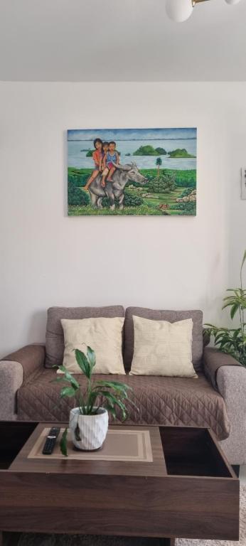 Posezení v ubytování Yuna Homestay - Furnished Home in Butuan