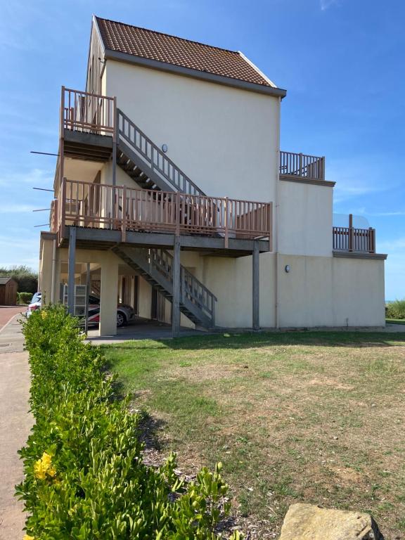 Budynek, w którym mieści się apartament