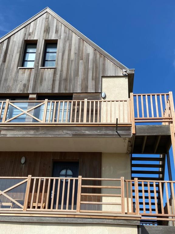Balkon lub taras w obiekcie LA MER EN VUE, destination naturelle pour 2, avec WIFI et parking