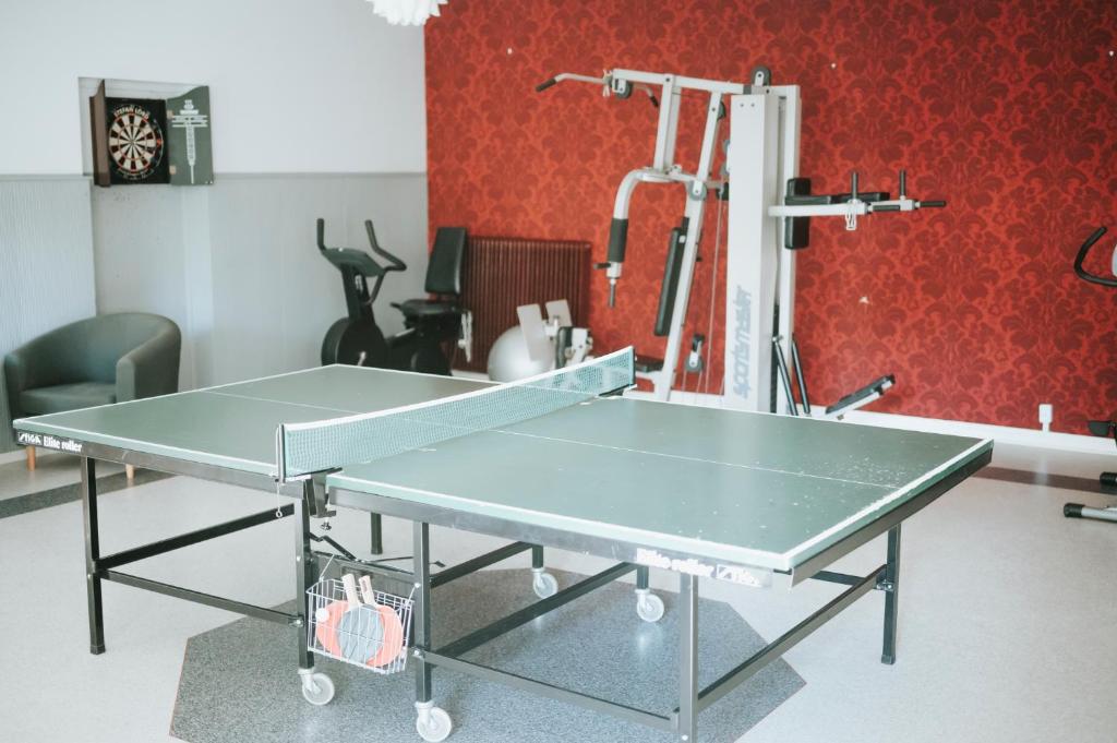 Fitness centrum a/nebo fitness zařízení v ubytování Nadden Hotell & Konferens