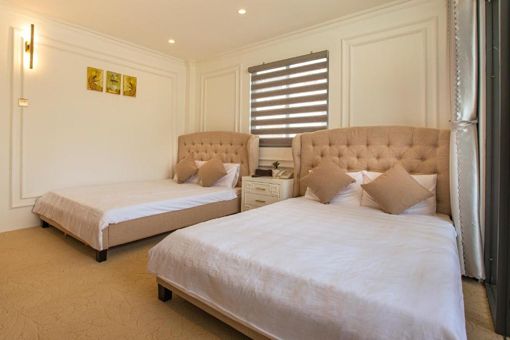 Phước Hưng 2 Hotel - Superior Quadruple Room