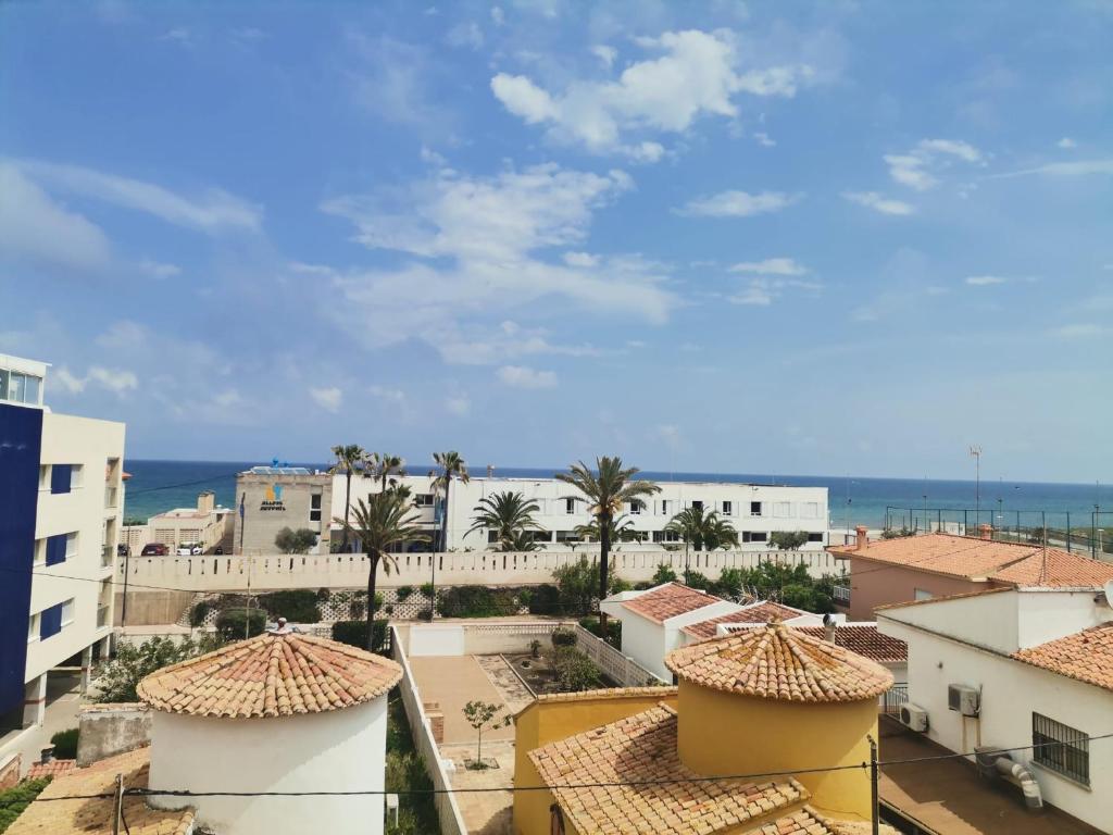 Apartment Relaxing flat with open view, next to the beach ...