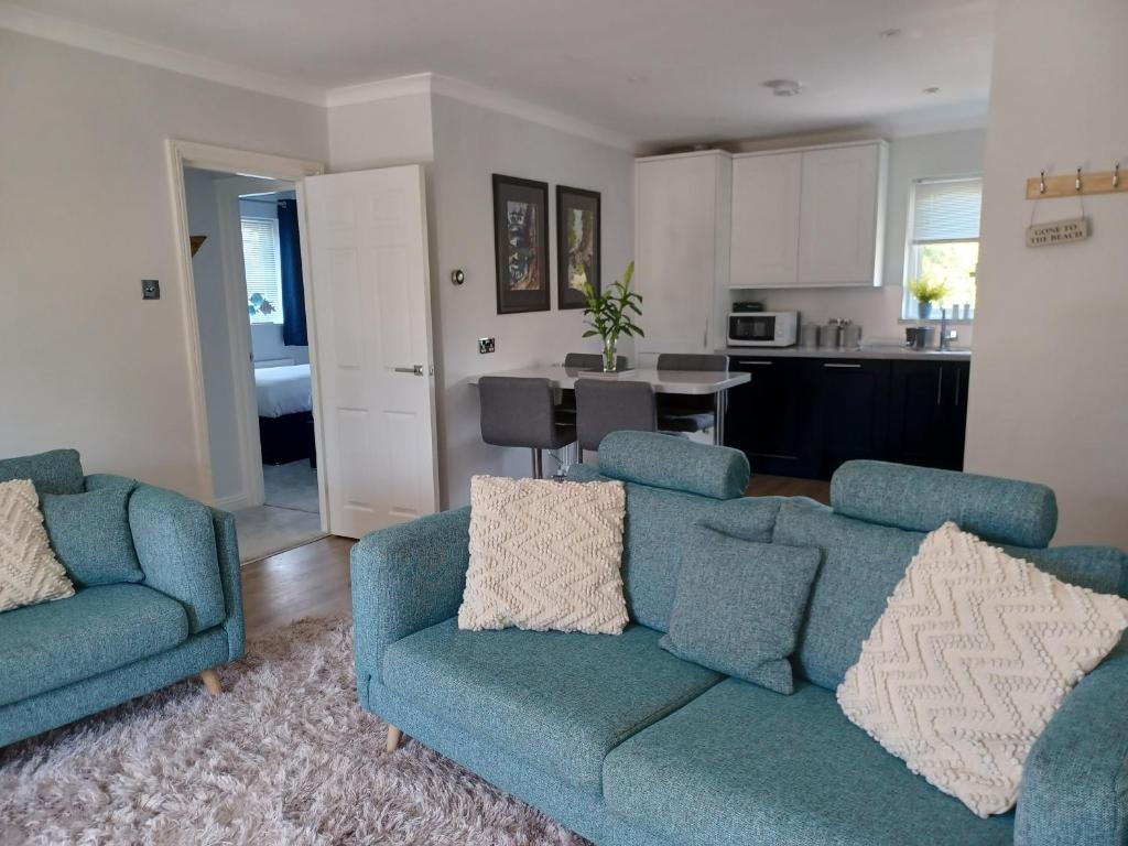 Aqua Vista, Poole (updated prices 2024)