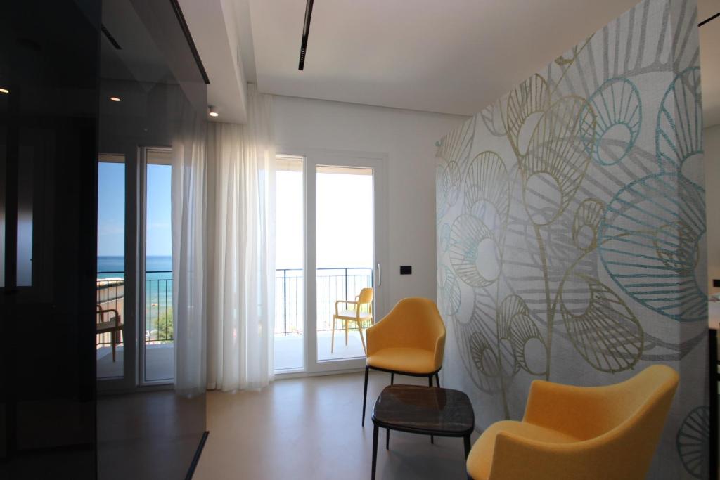 B&B Le Suites di Costanza - 9