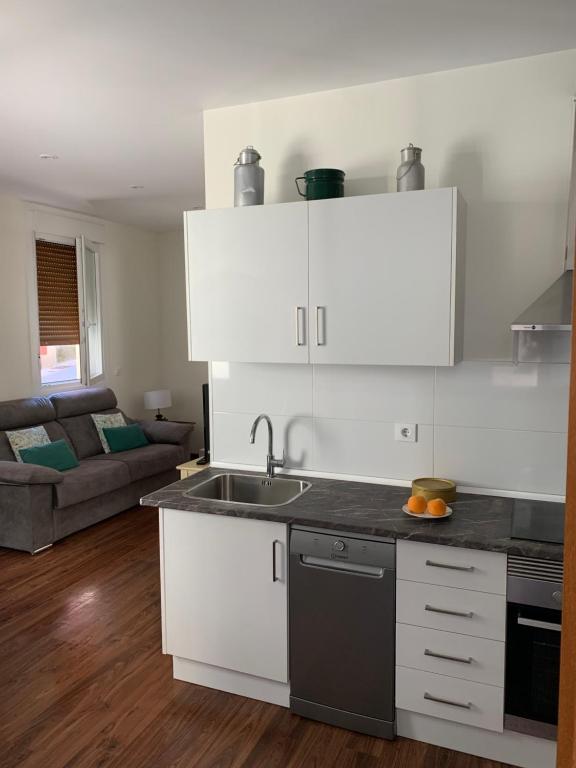 A de Maria - Tres Marias Apartments - 15