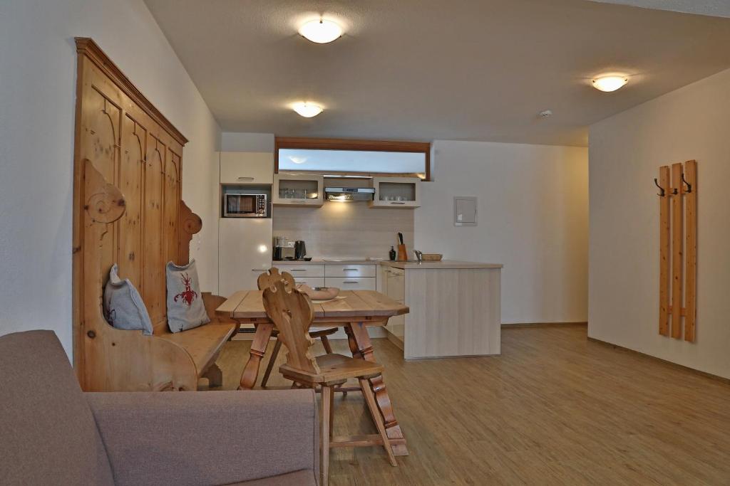 Kuchyň nebo kuchyňský kout v ubytování Frankenhof