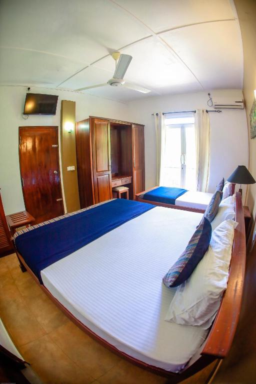 Postel nebo postele na pokoji v ubytování Funk Bunks - Mount View