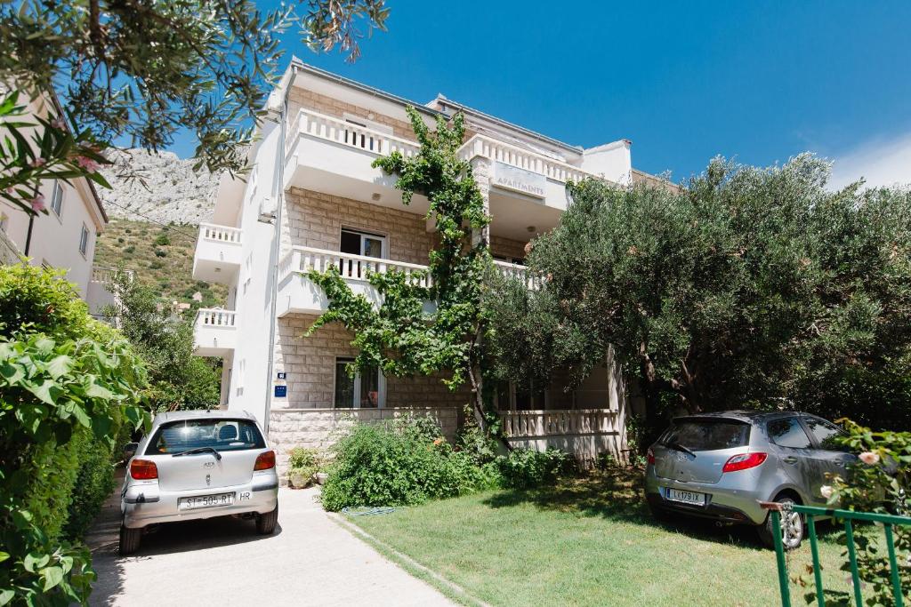 Budova, kde se apartmán nachází