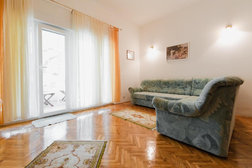 Posezení v ubytování Apartments with parking spaces Duce, Omis - 2773