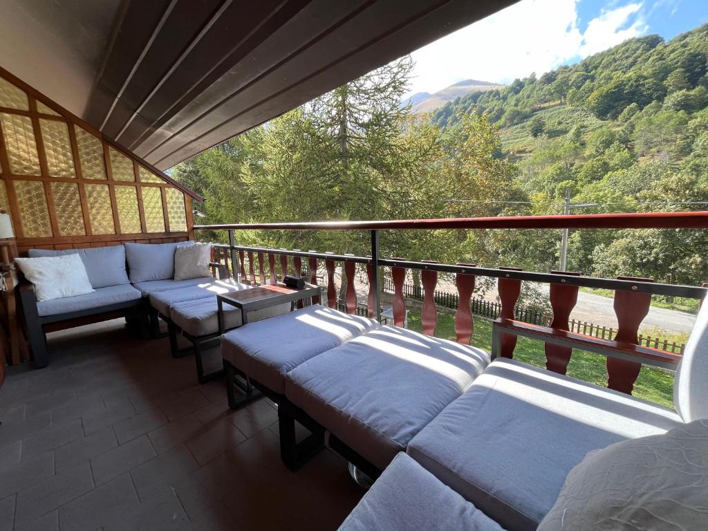 Nespecifikovaný výhled na hory nebo výhled na hory při pohledu z apartmánu