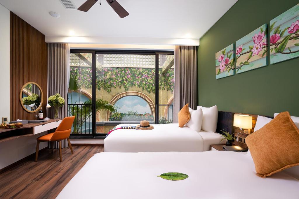 Phòng Deluxe 2 Giường Đơn Nhìn Ra Hồ Bơi