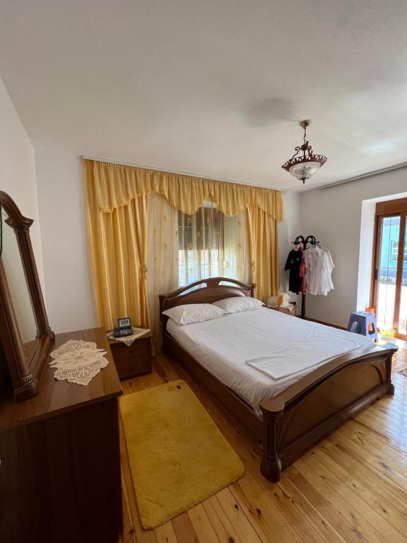 Home in CITY CENTER - Imazhi 9