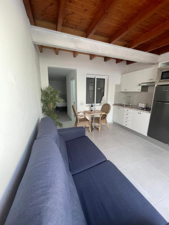 A kitchen or kitchenette at Apartamentos Elena