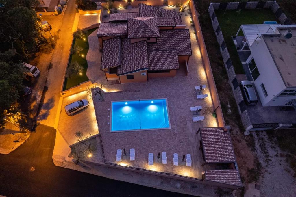 Bazén v ubytování Apartments Marancin nebo v jeho okolí