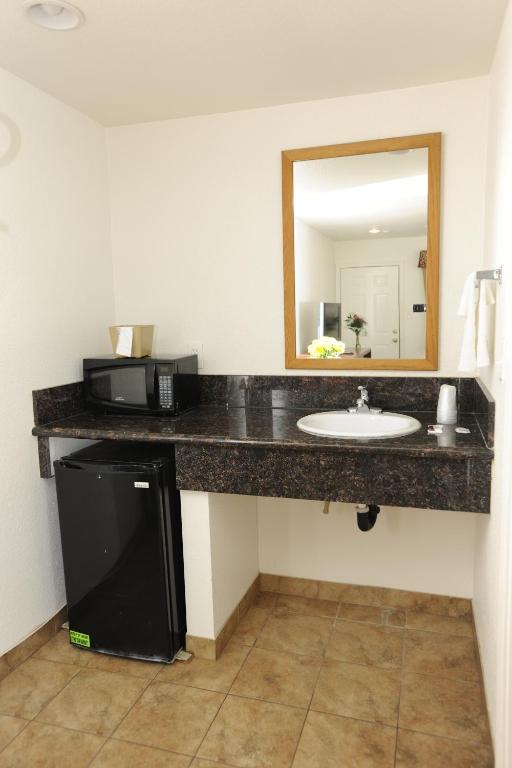 Victoria Motel - Salle Queen - Fumer