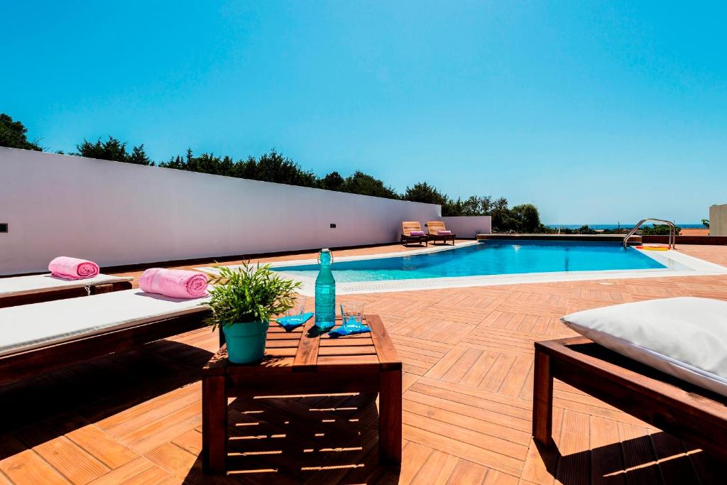 Kolam renang di atau dekat dengan Villa Stamos with Seaview and Private Pool - Partner of Prasonisi Villas