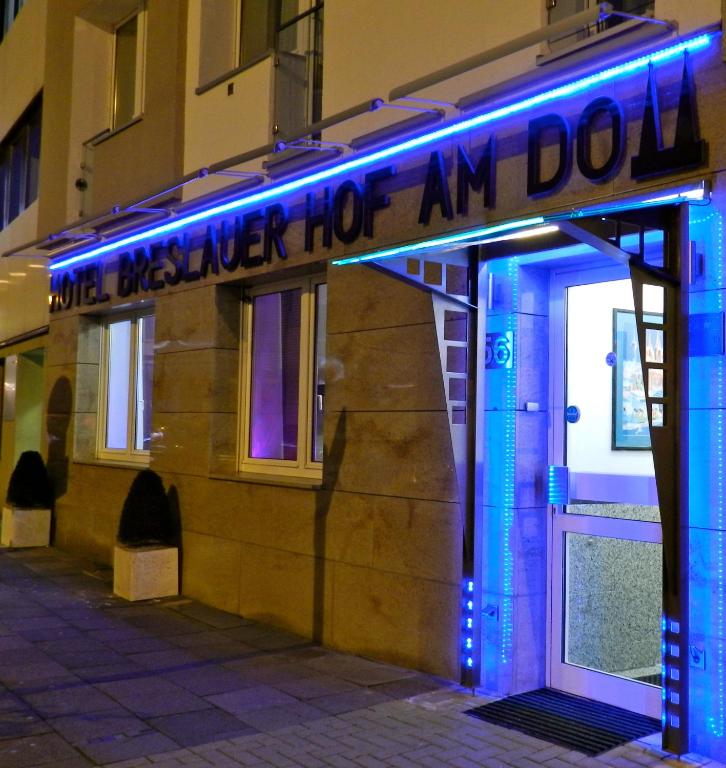 Breslauer Hof Am Dom - Resim 13