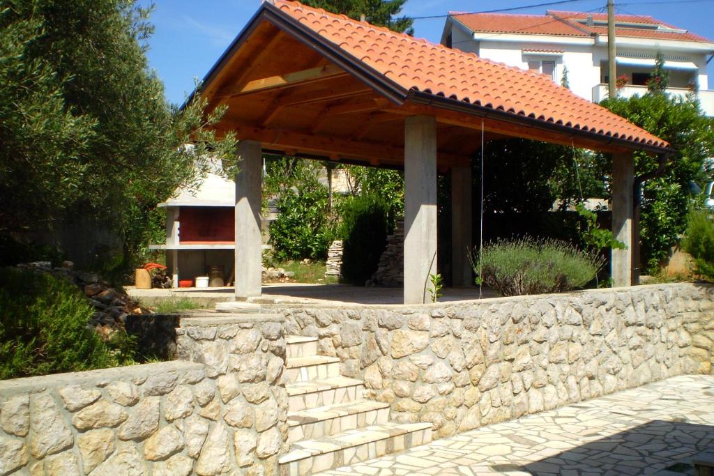 Budynek, w którym mieści się apartament