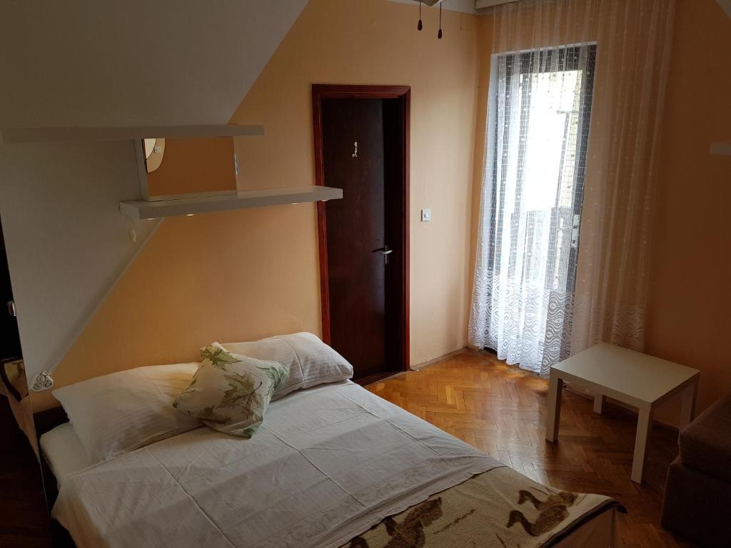 Fotografie z fotogalerie ubytování Apartments and rooms with parking space Punat, Krk - 5363 v destinaci Punat