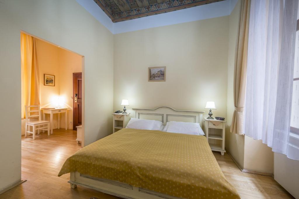 Hotel Cerny Slon - Resim 26