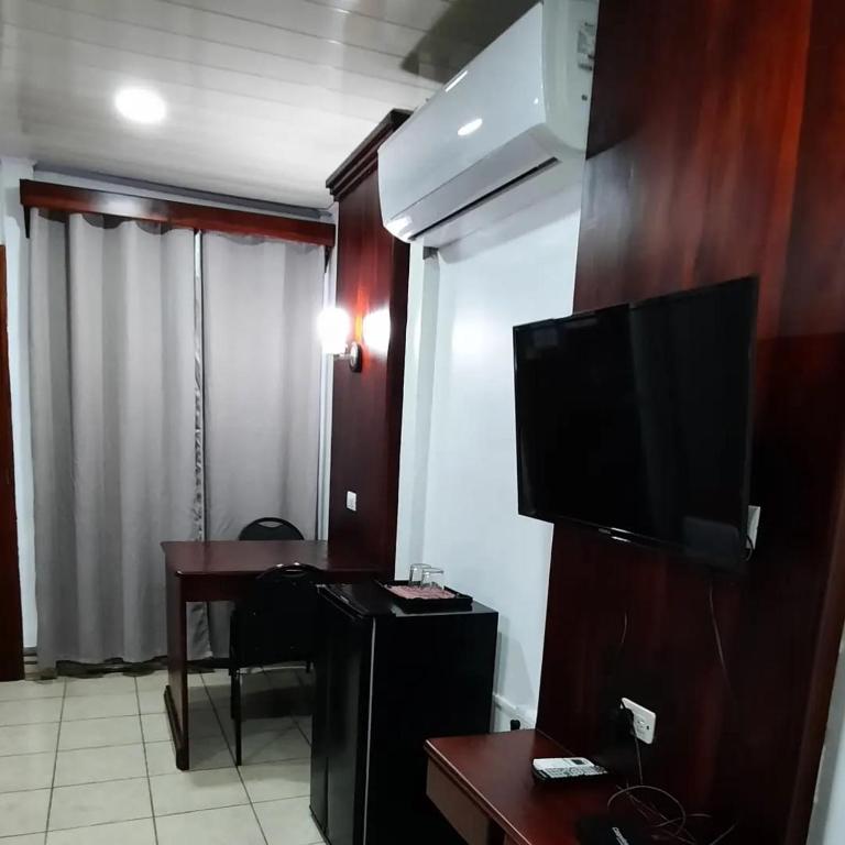 TV a/nebo společenská místnost v ubytování Hotel Boutique Malibu Los Sueños