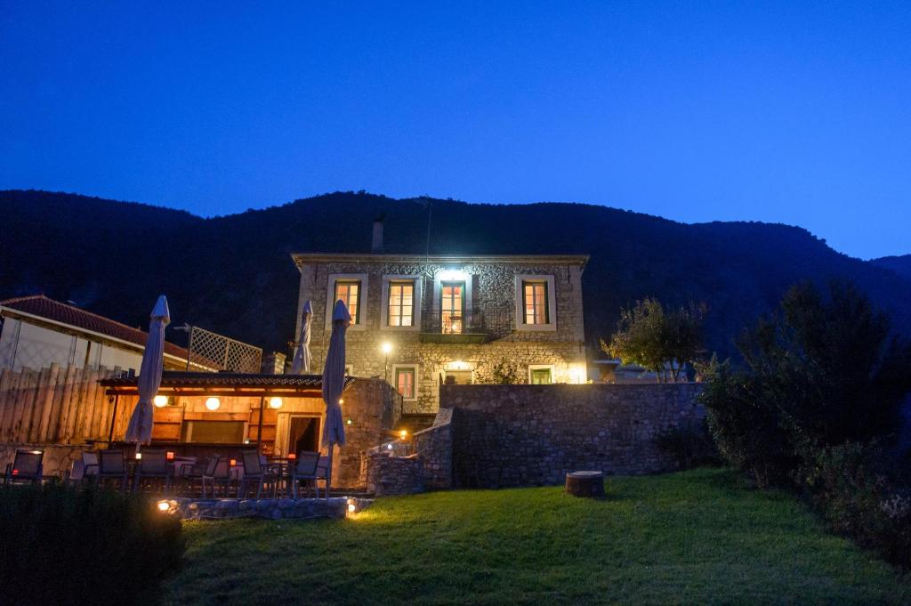 Gerofotis Traditional Guesthouse est 1892 - Close to Aigio, Akoli, Selianitika - Housity