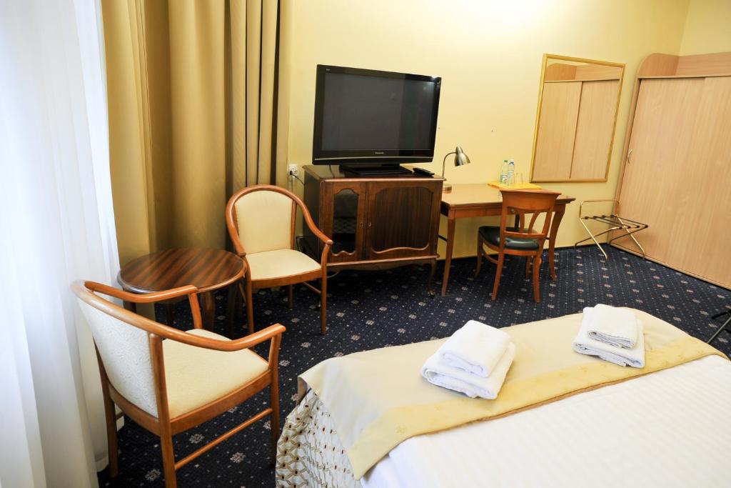 Hotel Mir-Jan SPA - 8