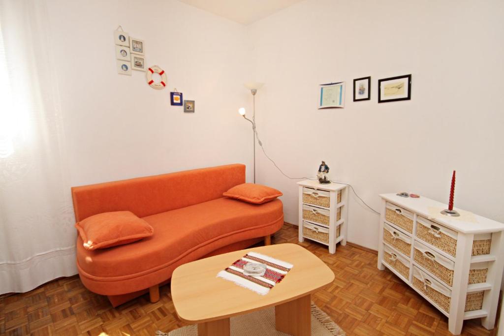 Posezení v ubytování Apartments by the sea Novi Vinodolski - 5558