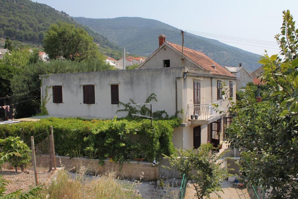 Fotografie z fotogalerie ubytování Apartments with a parking space Bol, Brac - 5605 v destinaci Bol