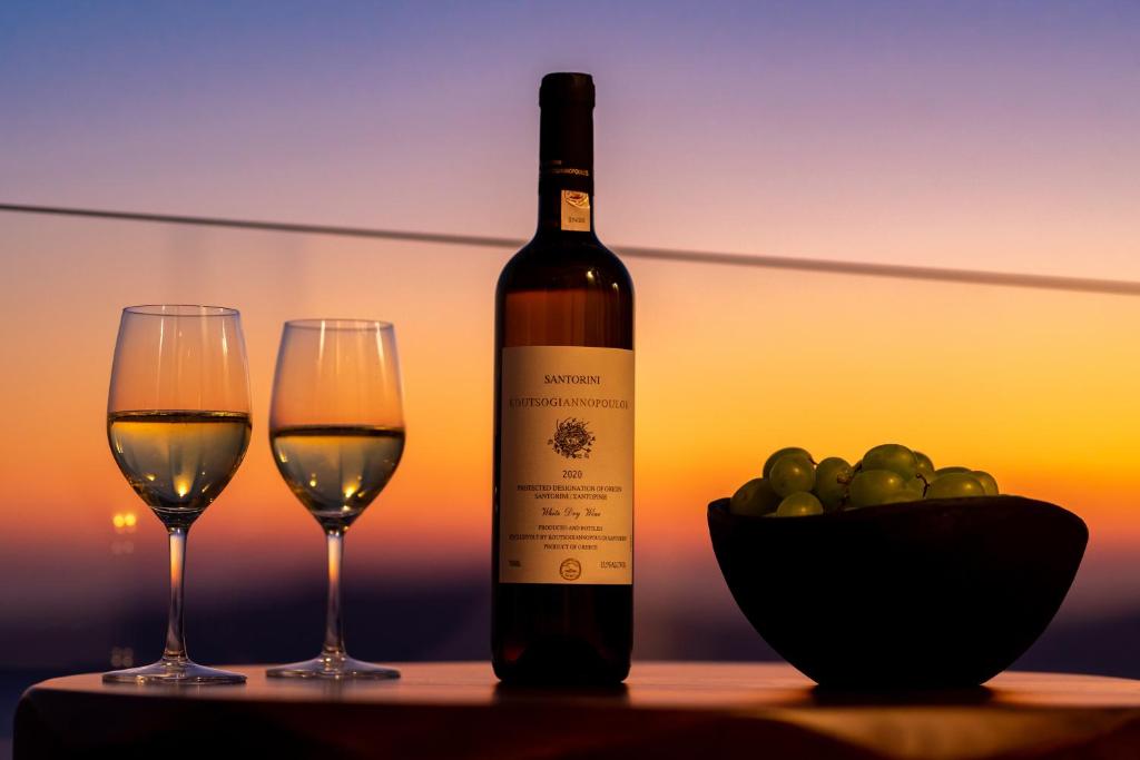 Daydream Luxury Suites - 11