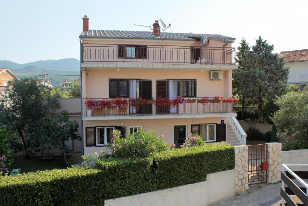 Budova, kde se apartmán nachází