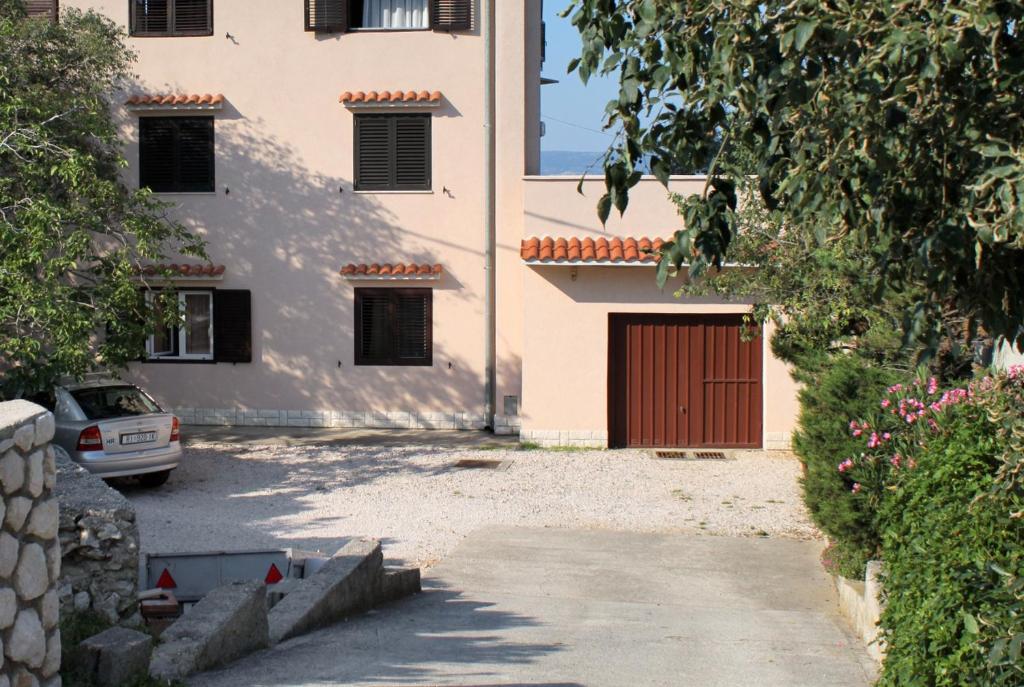 Budova, kde se apartmán nachází
