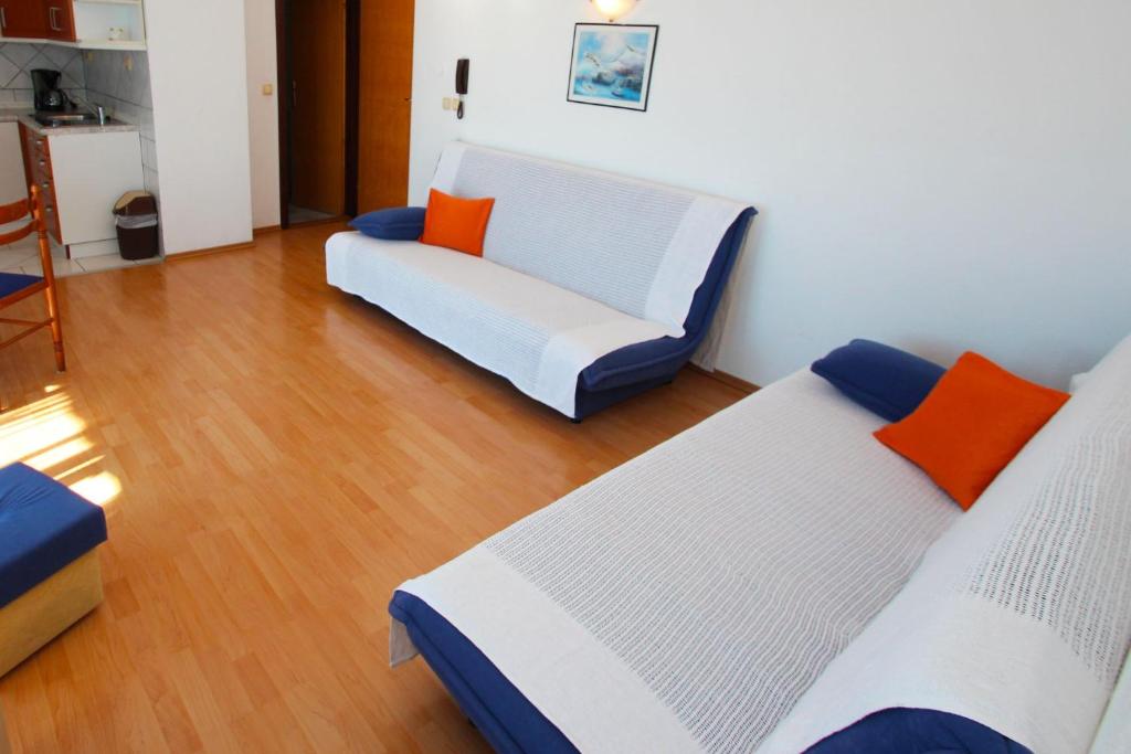 Postel nebo postele na pokoji v ubytování Apartments with a parking space Crikvenica - 5553