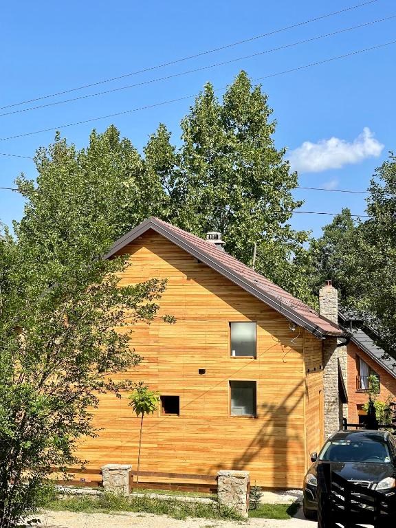 Villa Alpina Brezovice