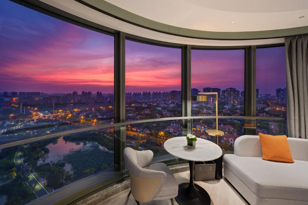 Novotel Shanghai Caohejing - Housity