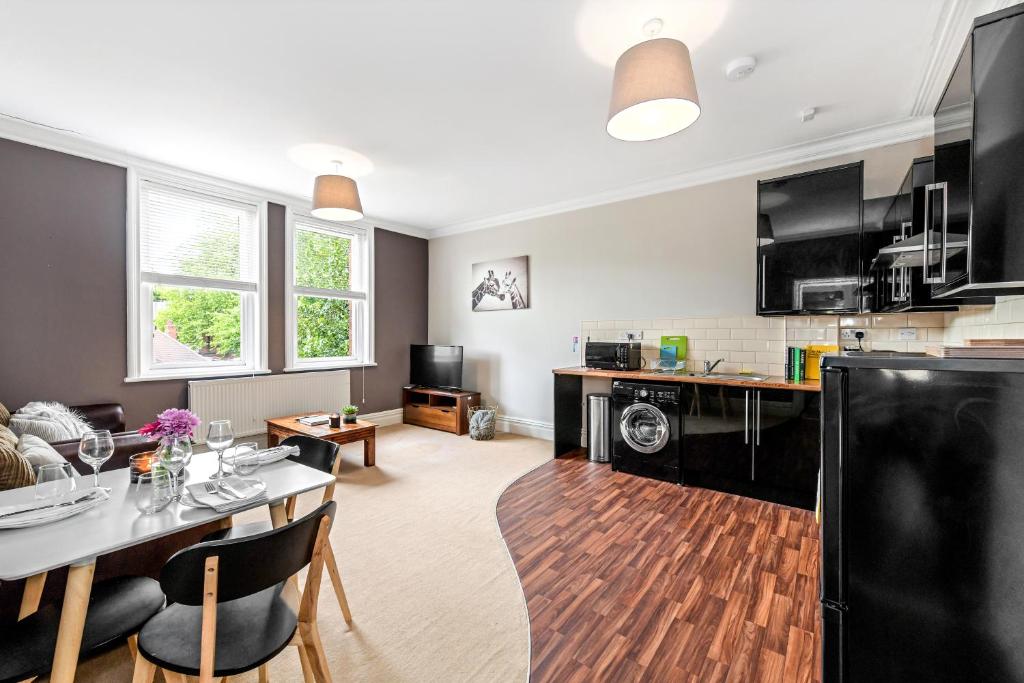 Derby City Centre, Bright, Spacious, and Airy Apartments - 112 Duffield Road - Appartamento Con Due Camere Da Letto