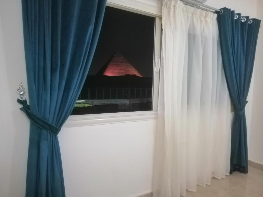 Fotografie z fotogalerie ubytování Anubis kingdom Pyramids View v Káhiře
